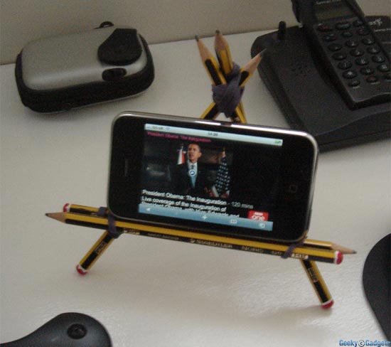 pencil-iphone-stand1
